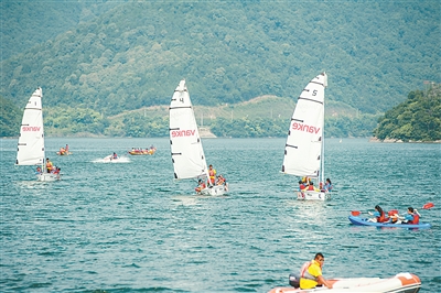 九龙湖旅游显山又露水