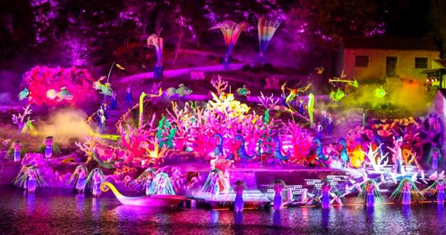 威海华夏城景区荣膺5A级旅游景区 废墟上开出最美的花