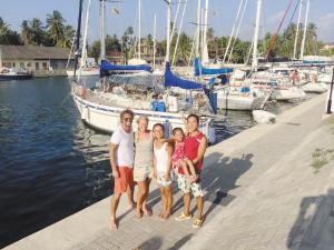 卖了房子去远航﹖ 昆明这一家三口做到了﹗