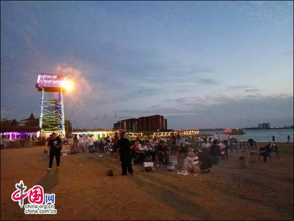 锦州世博园海岛水世界 六大观光区享清爽夏日