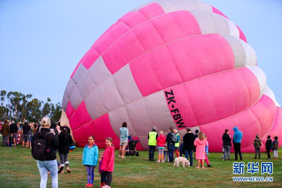 新西兰怀卡托热气球节开幕