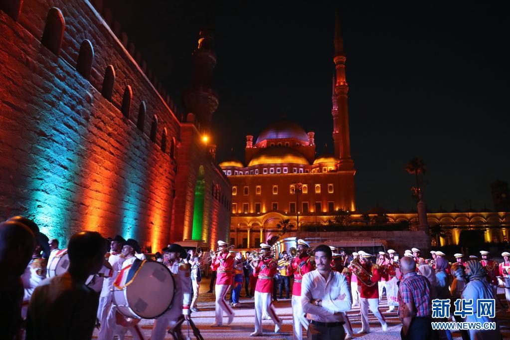 第八届埃及国际鼓乐与传统艺术节在开罗举行
