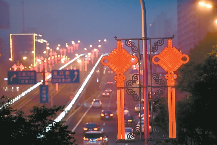北京今起点亮重大节日照明庆建党百年