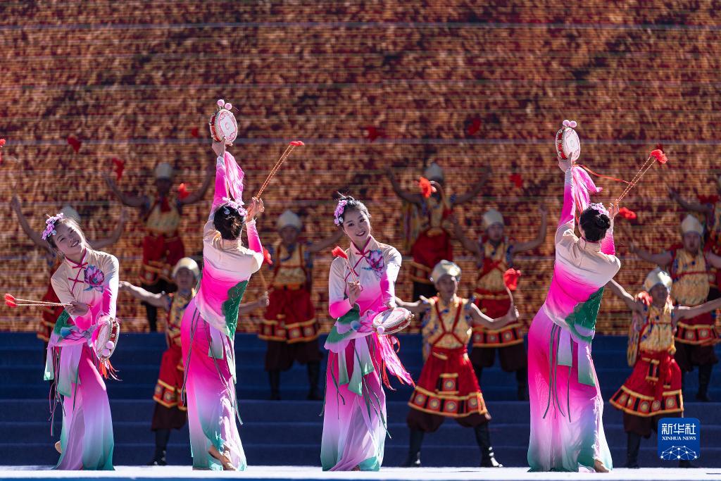 2021雅砻文化旅游节在西藏山南开幕