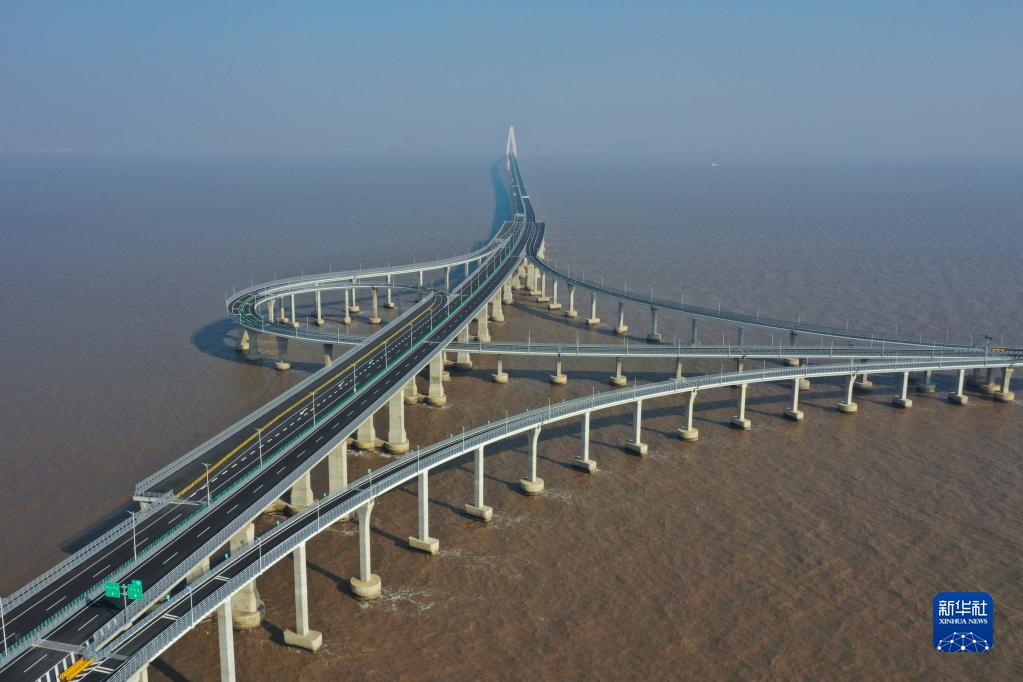 浙江：舟岱大桥正式通车