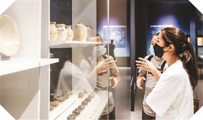 中国旅游洋溢青春活力