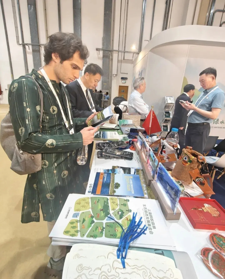 中国风景名胜区协会在2025 IUCN 世界自然保护大会上成功举办边会
