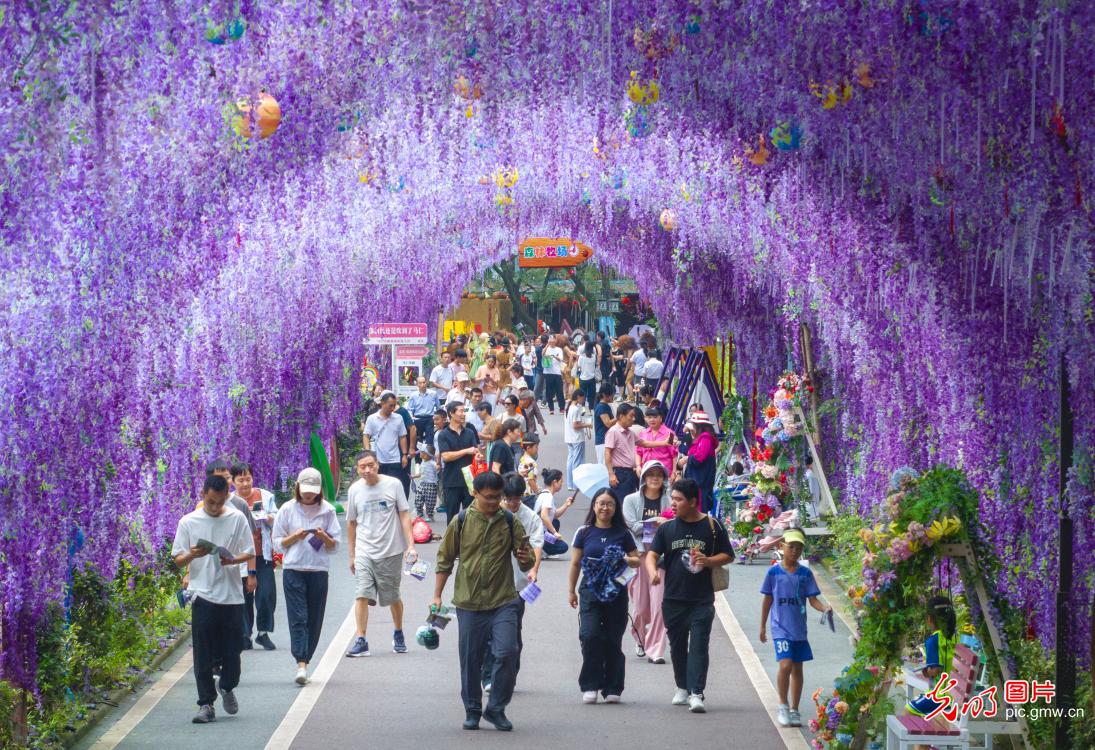 文旅新活力丨从“看风景”到“享生活” “文旅+”折射中国经济韧性与活力