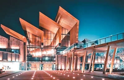 更多“生产线”变身“风景线”