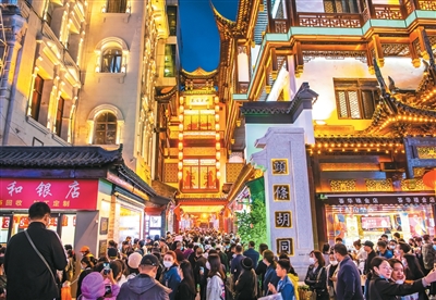 夜沈阳凸显三重魅力