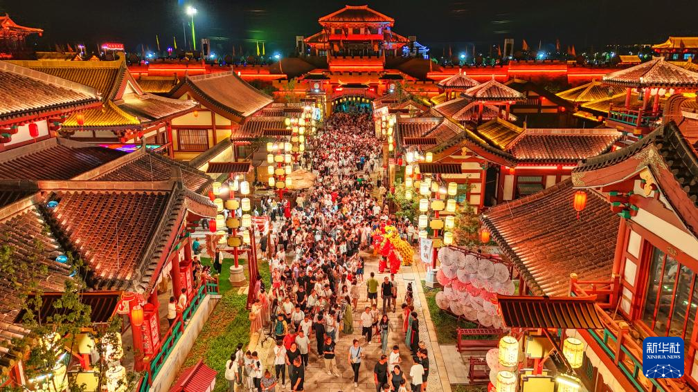 暑期旅游热